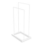 Stojak łazienkowy wolnostojący w kolorze matowej bieli, o prostym, geometrycznym kształcie. Minimalistyczna konstrukcja z dwiema poprzeczkami idealna do suszenia ręczników.